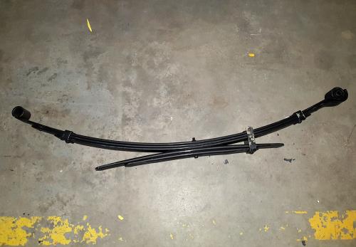 Single Toyota REAR LEAF SPRING with Fitting Kit 0704960K - 20181119_181354.jpg