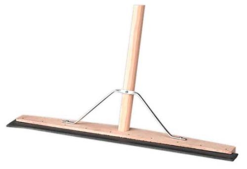 Sealey 24"(600mm) Rubber Floor Squeegee with Wooden Handle BM24RS-SEA - BM24RSImage2.jpg