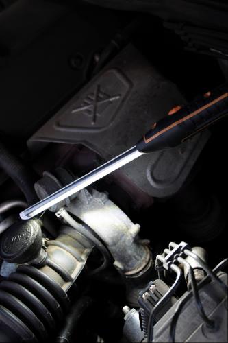 Maypole 800 Lumen Slimline Pro LED Inspection Lamp/Light MP4058 - Maypole4058ENGINEINSITU.jpg