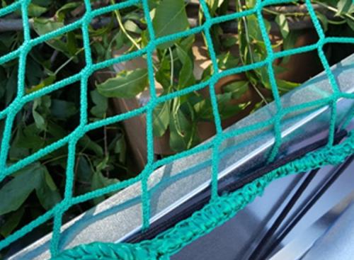 Maypole 45mm Mesh Heavy Duty Trailer Cargo Net 1.5m x 2.2m MP71204 - Maypole71202_71203_71204_CLOSEUP.jpg