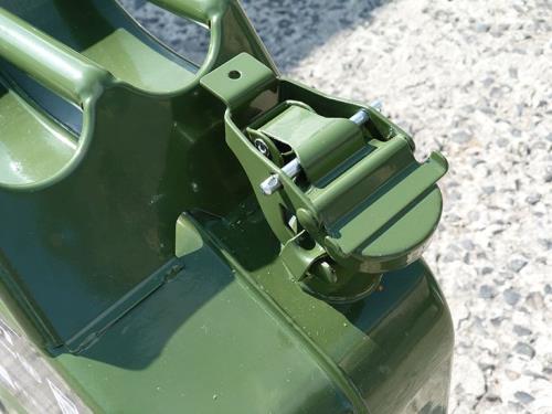 Jefferson Green 20 Litre Jerry Can Steel Petrol Can JEFJERC20L-JEFF - jefjerc20l__2.jpg